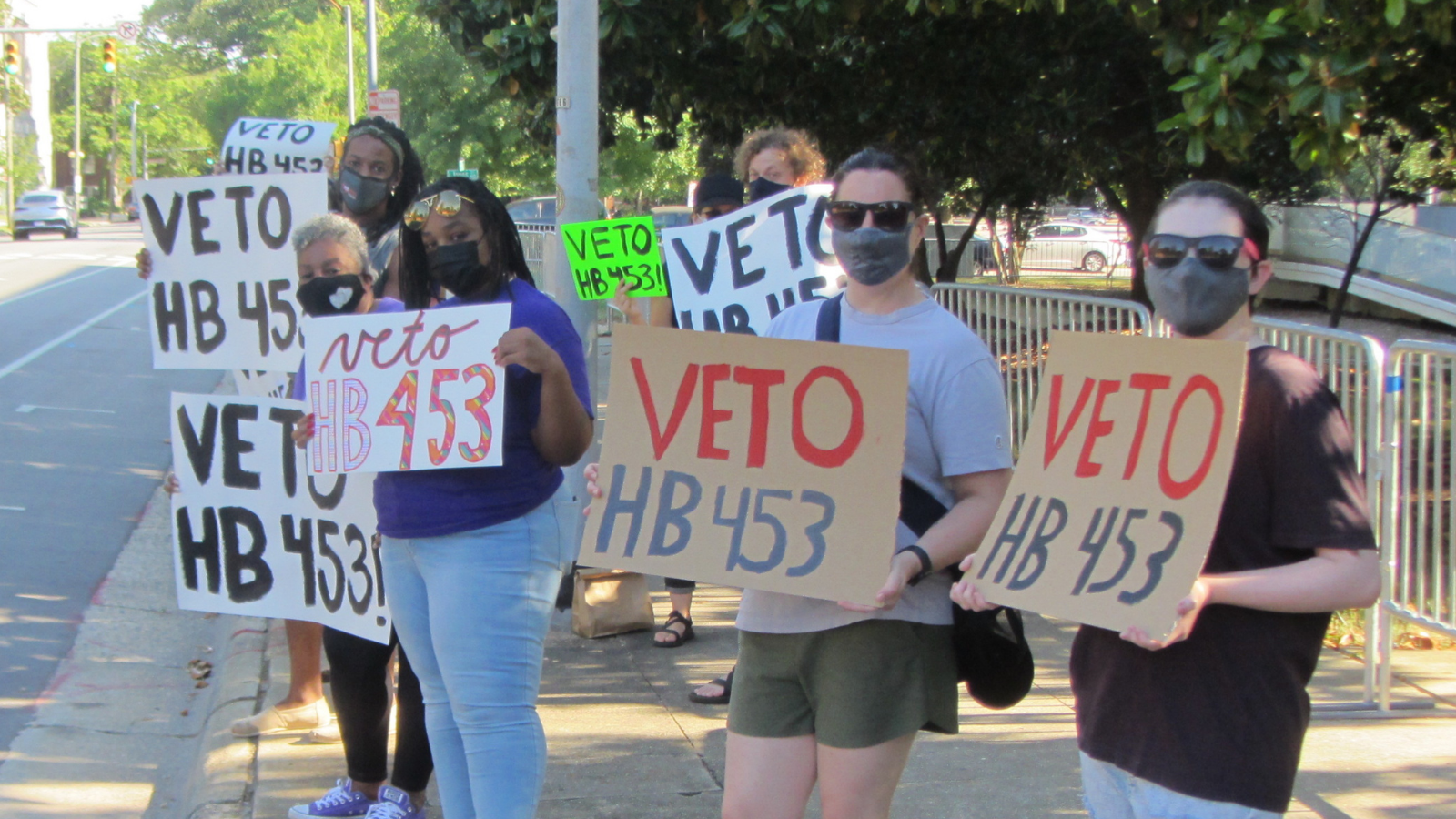 protestors call for veto of House Bill